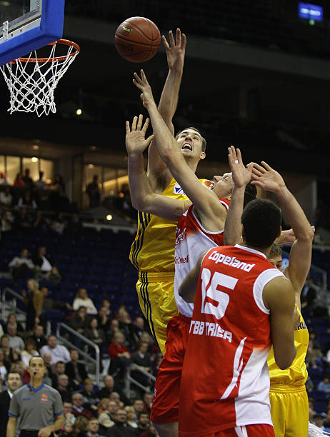 在第一任期 在第一任期