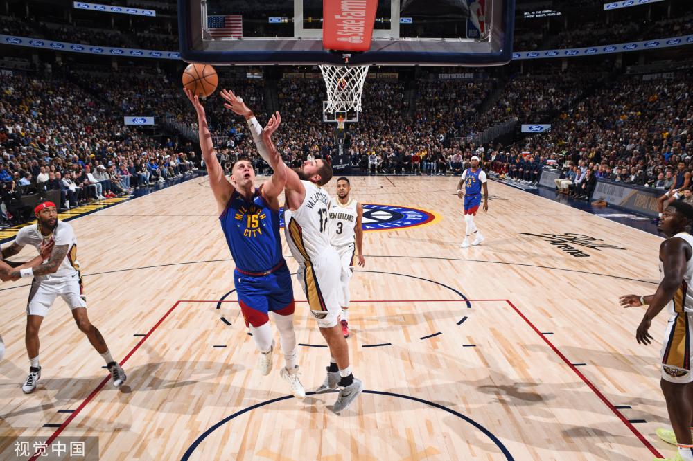 显得格外震 显得格外震